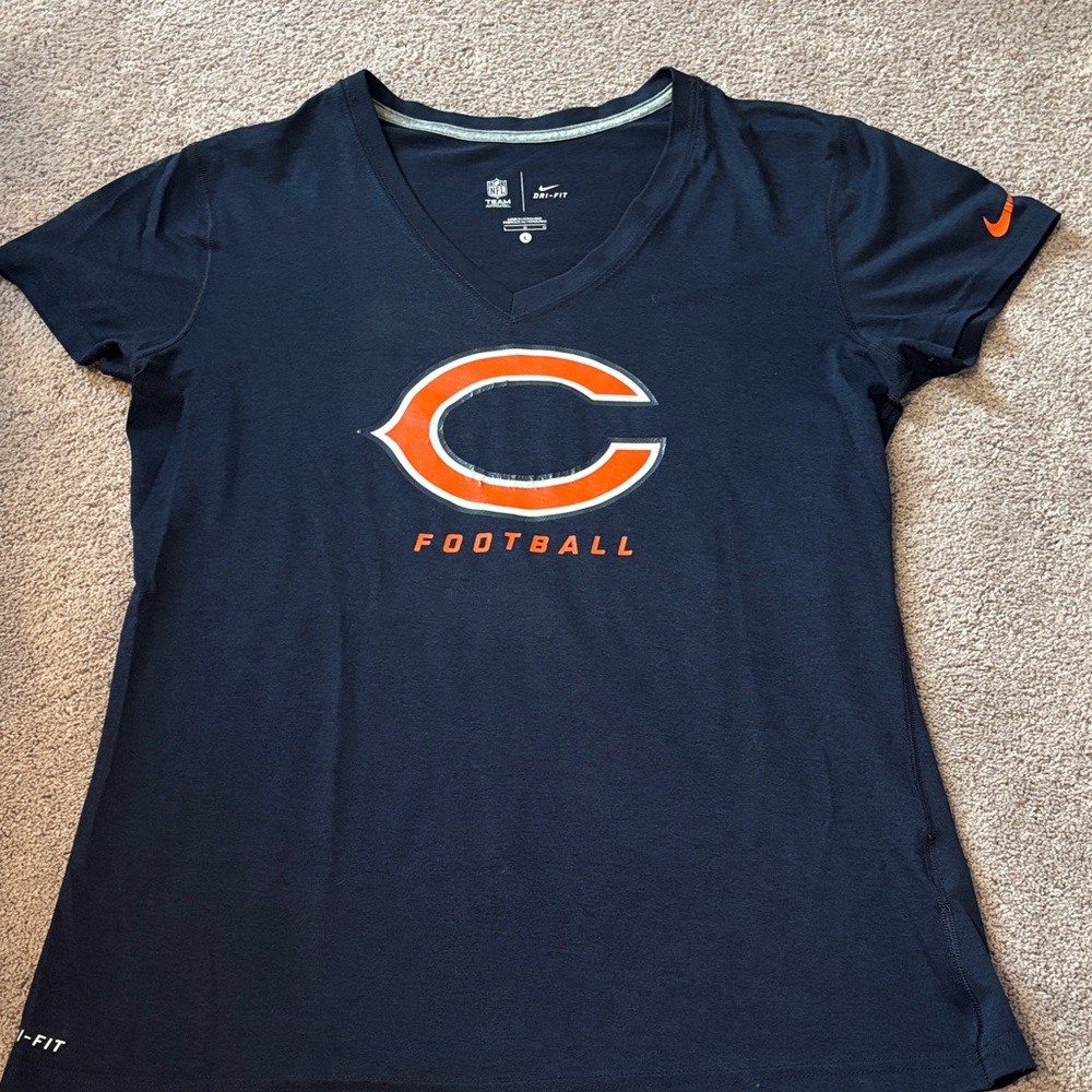 Nike Women's Chicago Bears Football Tee